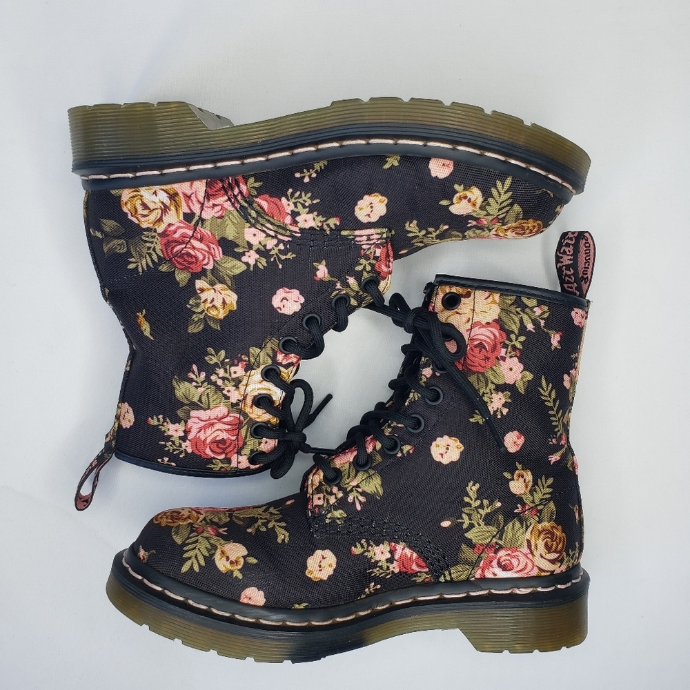 Dr. Martens Black Floral Combat Victorian Rare Boots - Picture 10 of 10